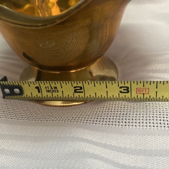 Vintage Brass Handle Basket - Picture 16 of 16